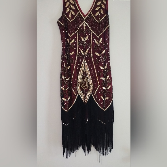 Elegant Burgundy and Gold Beaded Flapper Dress - Picture 1 of 6